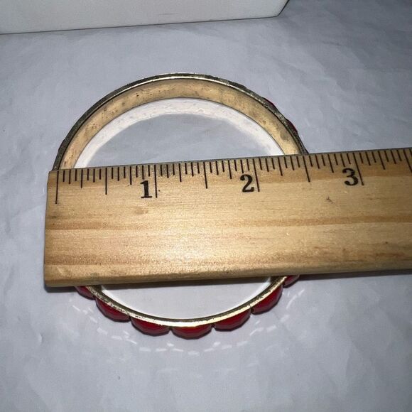 Vintage Gold Tone and Faceted Red Bead Bangle Bracelet - Picture 6 of 8